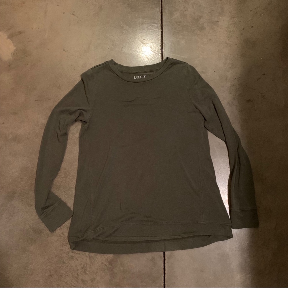 LOFT long sleeved casual top - M
